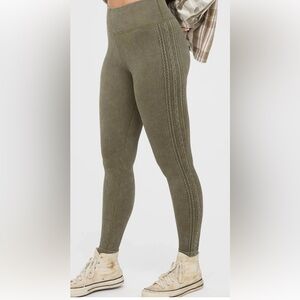 2 Aerie Leggings - Black and Olive Set of Two